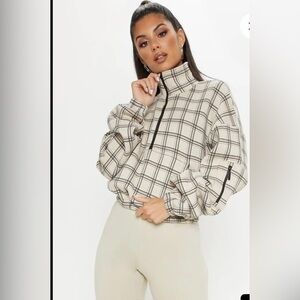 𝅺PRETTY Little Thing tan plaid half zip with pockets oversized size large VGUC